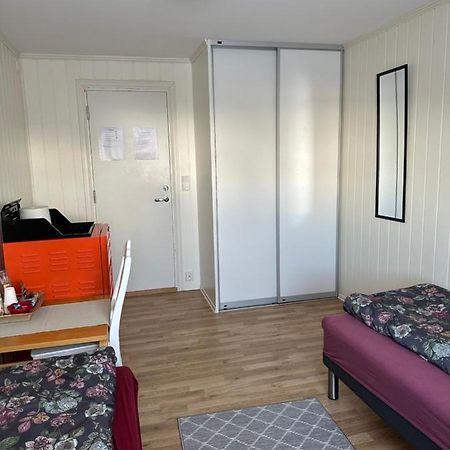Bedroom In City Centre, No Shower Available Alesund Exterior photo